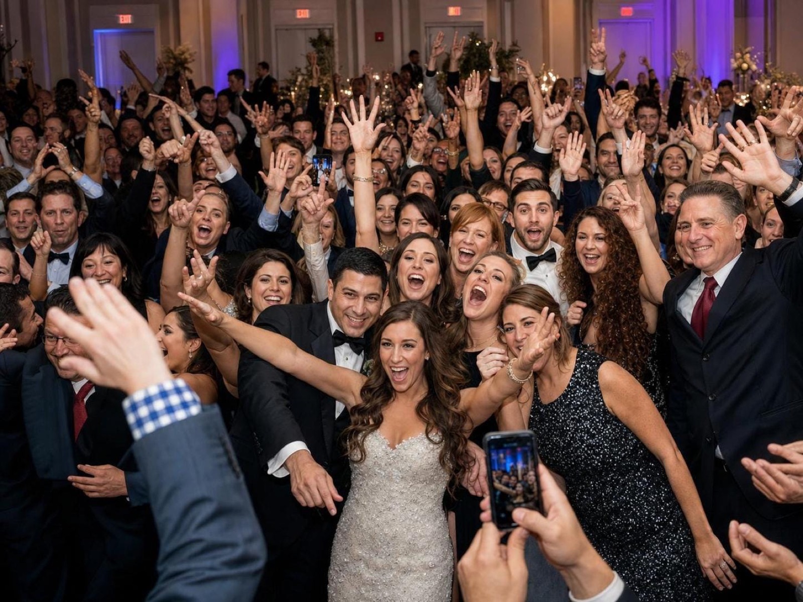 15 Questions to Ask Before Booking Your Wedding DJ