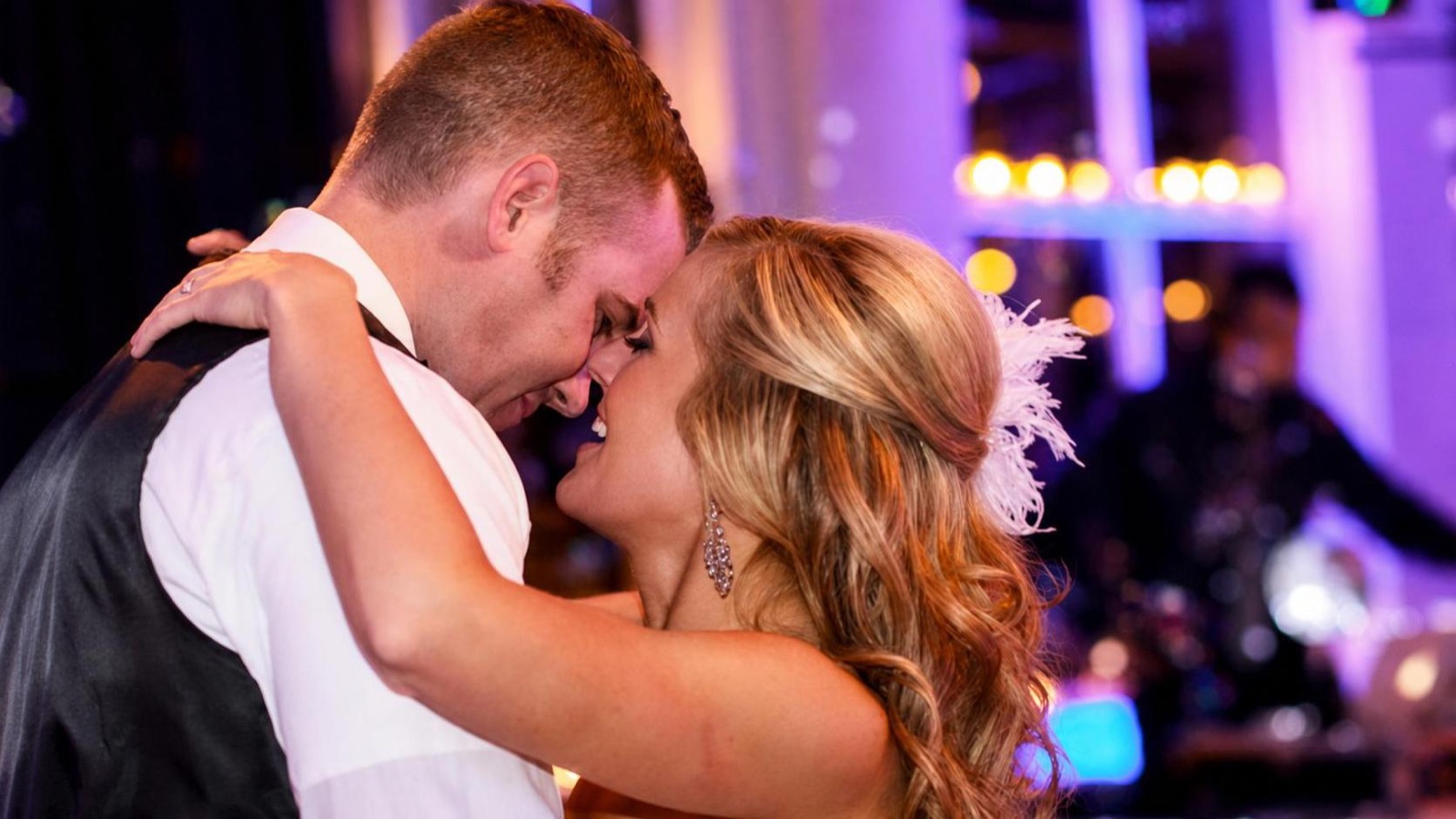 Surprise Wedding Performances: Flash Mobs, Surprise Dances & More