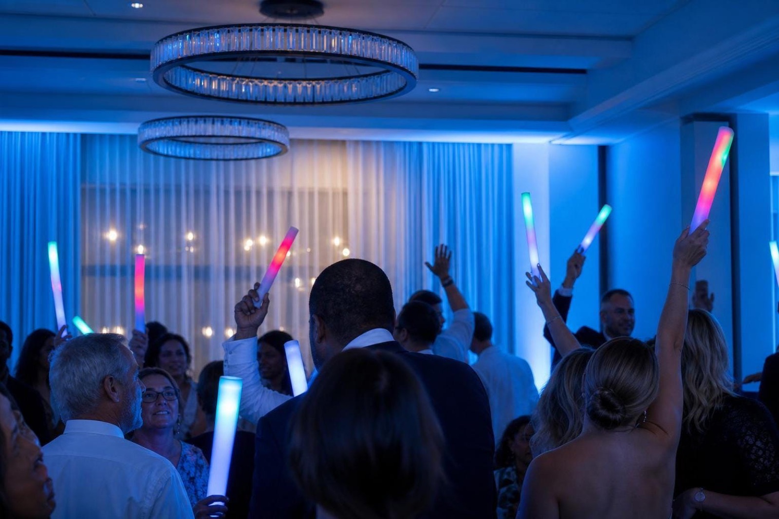 Why Bar Placement Can Make or Break Your Dance Floor — Modern Wedding DJs