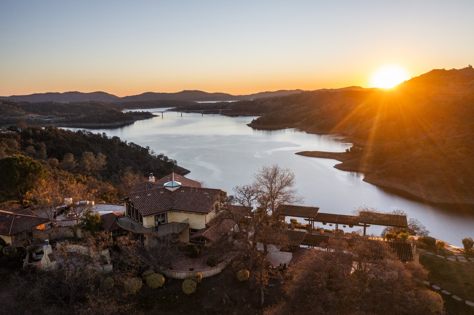 Airola Road Vineyards