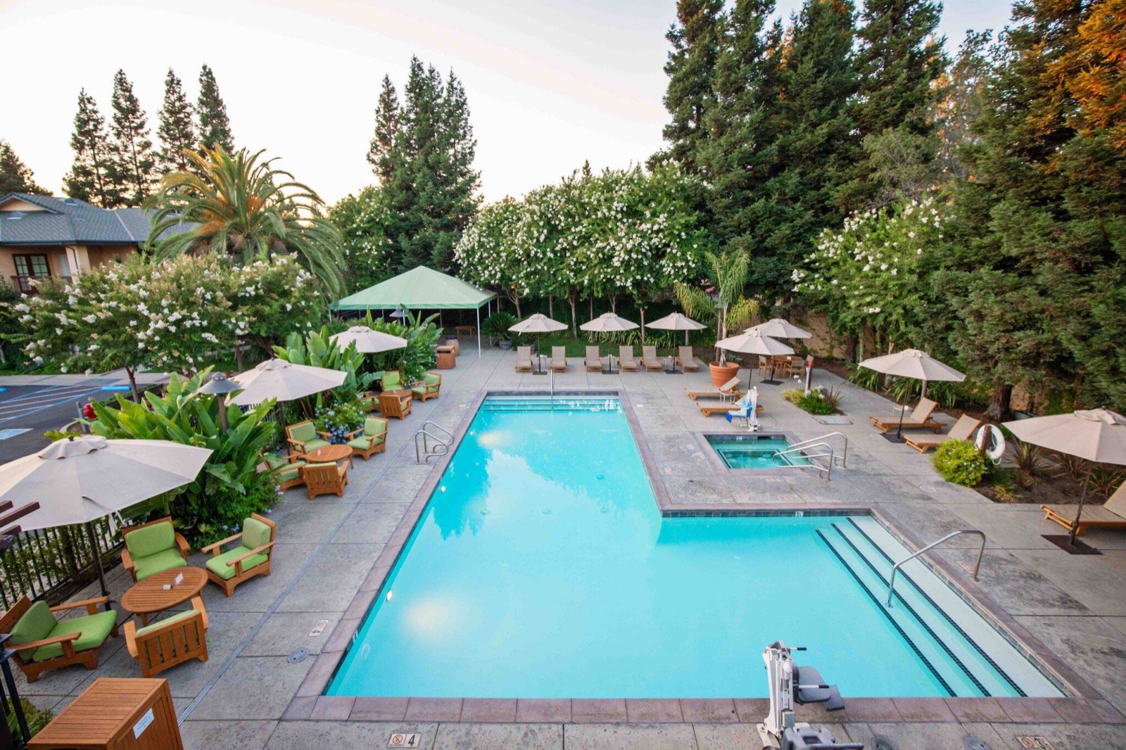 Pool and resort facilities at Appellation Lodi - Wine & Roses Resort and Spa in Lodi, California