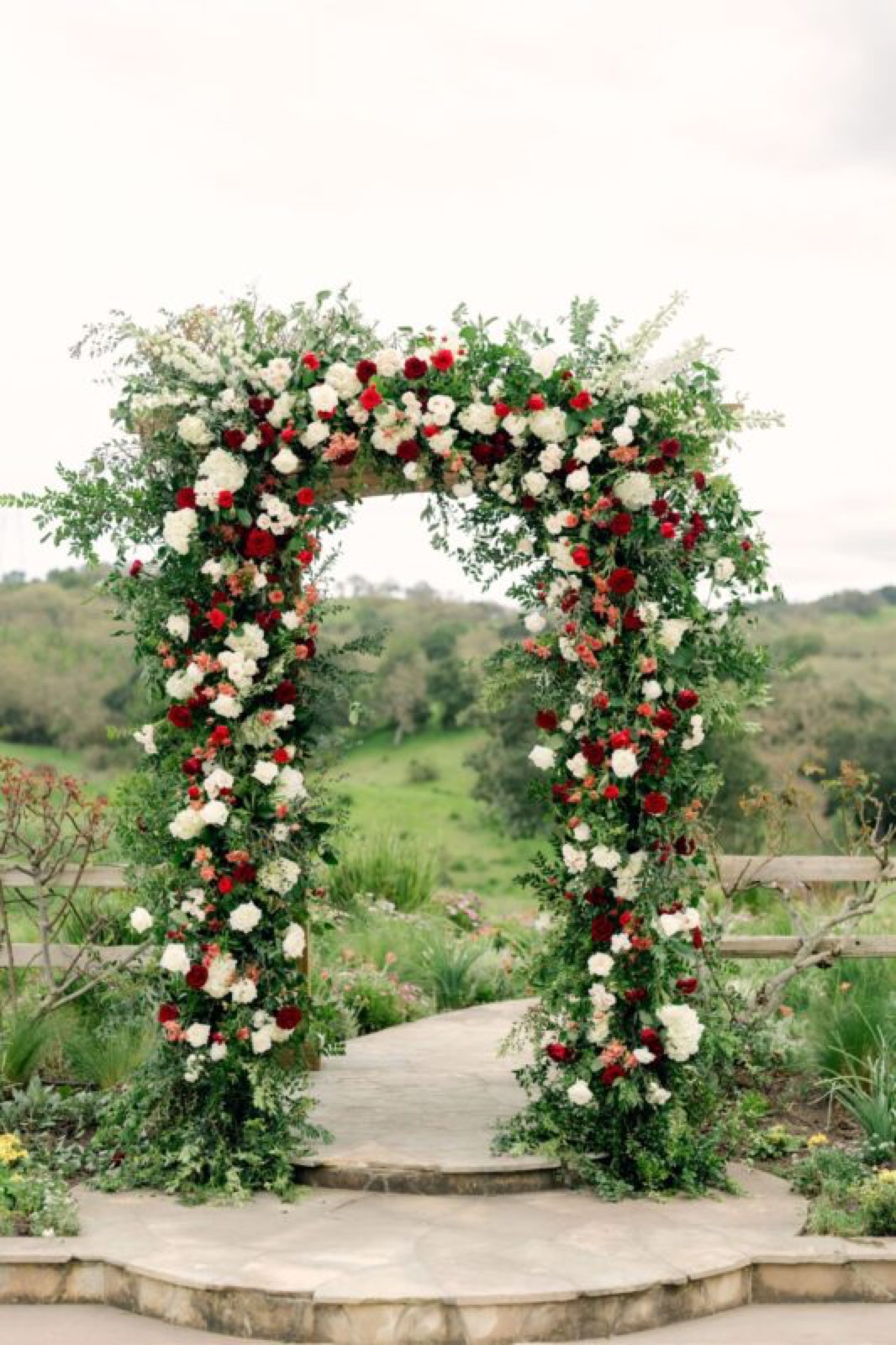 Outdoor wedding ceremony at Cinnabar Hills Golf Club in San Jose, California
