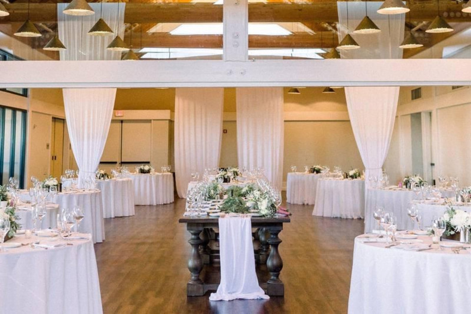 Wedding ceremony setting at Contra Costa Country Club in Pleasant Hill, CA