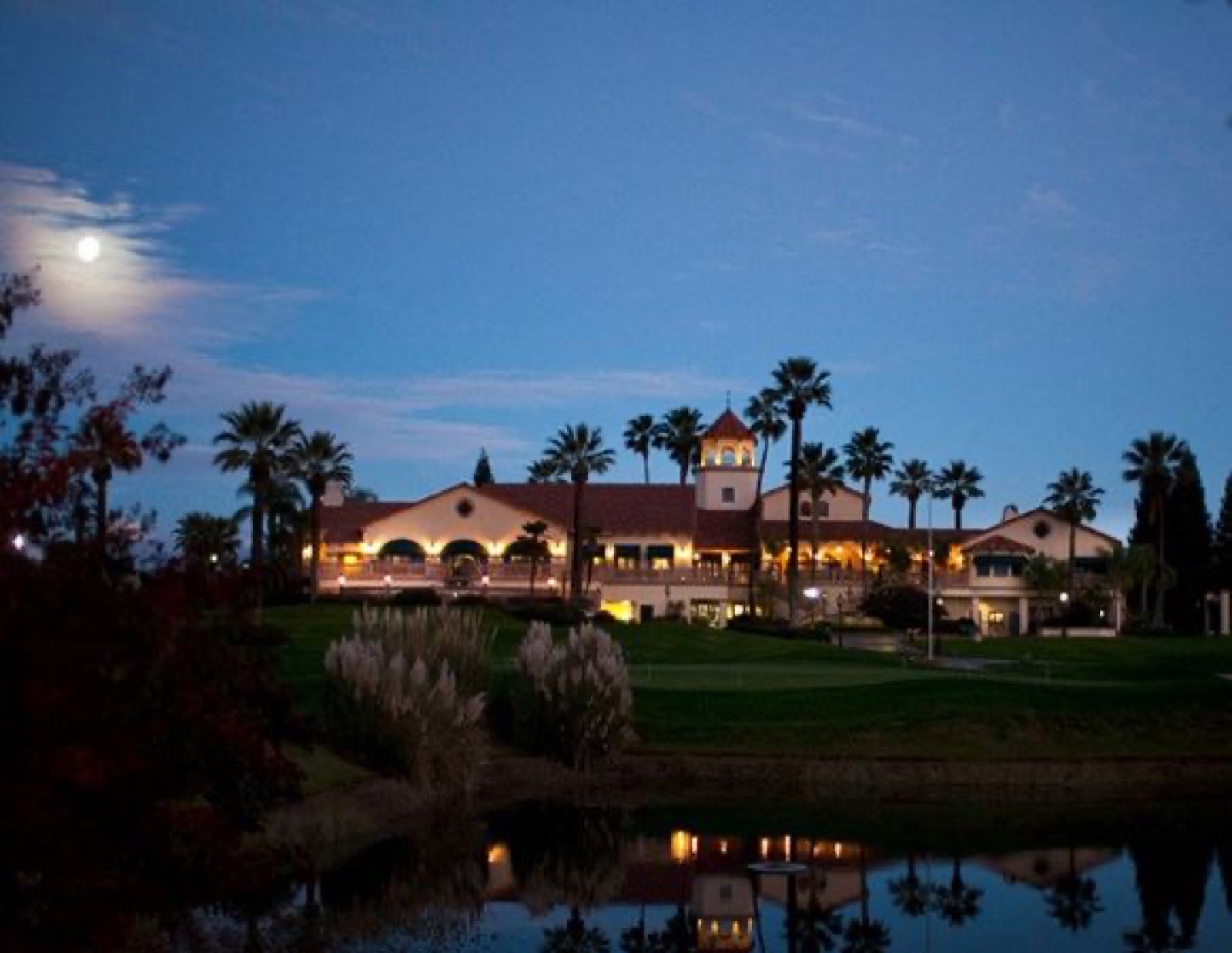 Outdoor ceremony terrace at Copper River Country Club wedding venue in Fresno, California