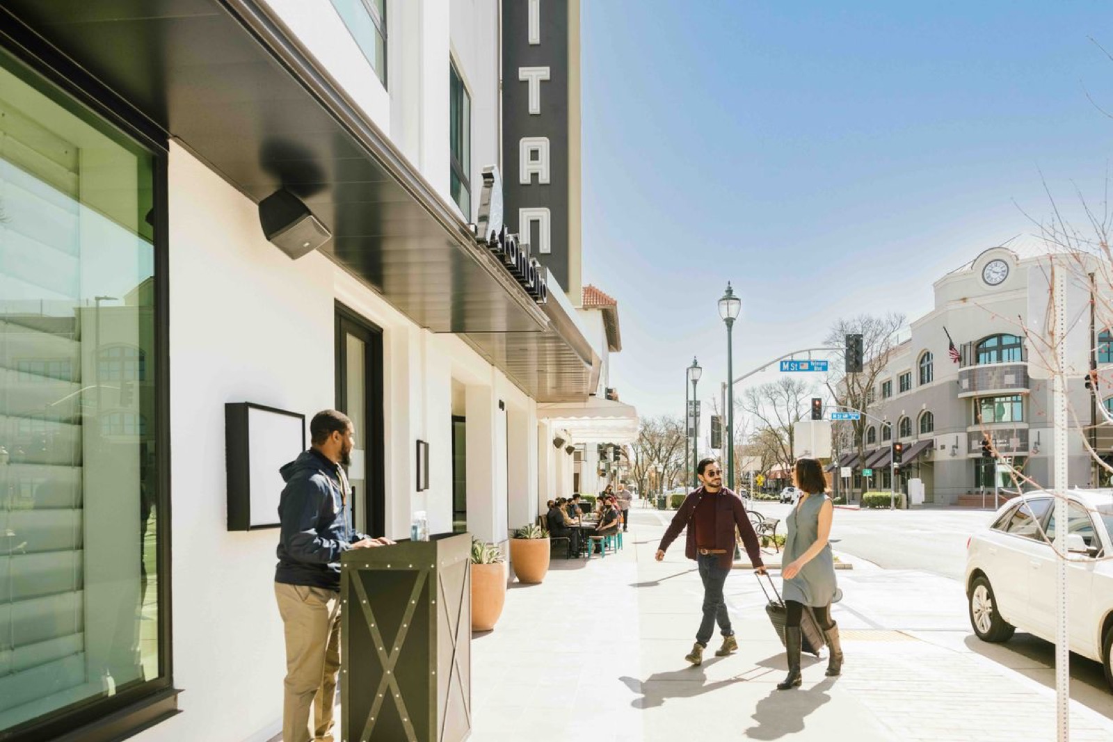 Valet service at the entrance of El Capitan Hotel in Merced, California