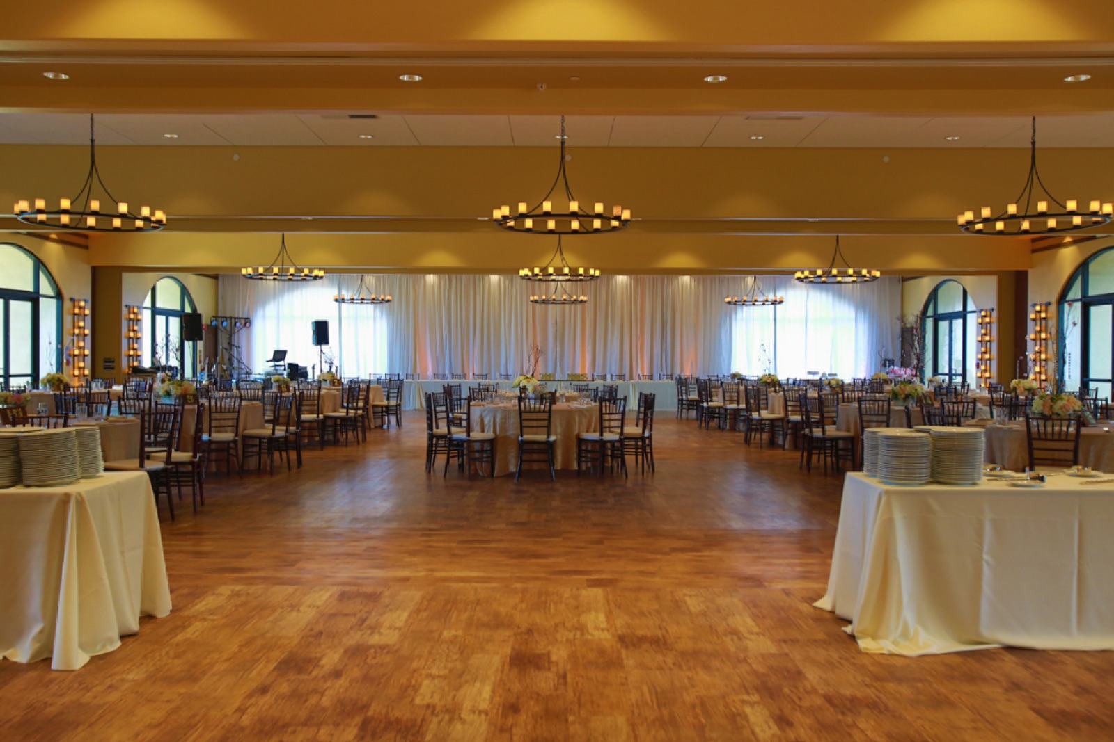 Bella Rosa indoor reception hall at Garré Vineyard & Winery in Livermore, California