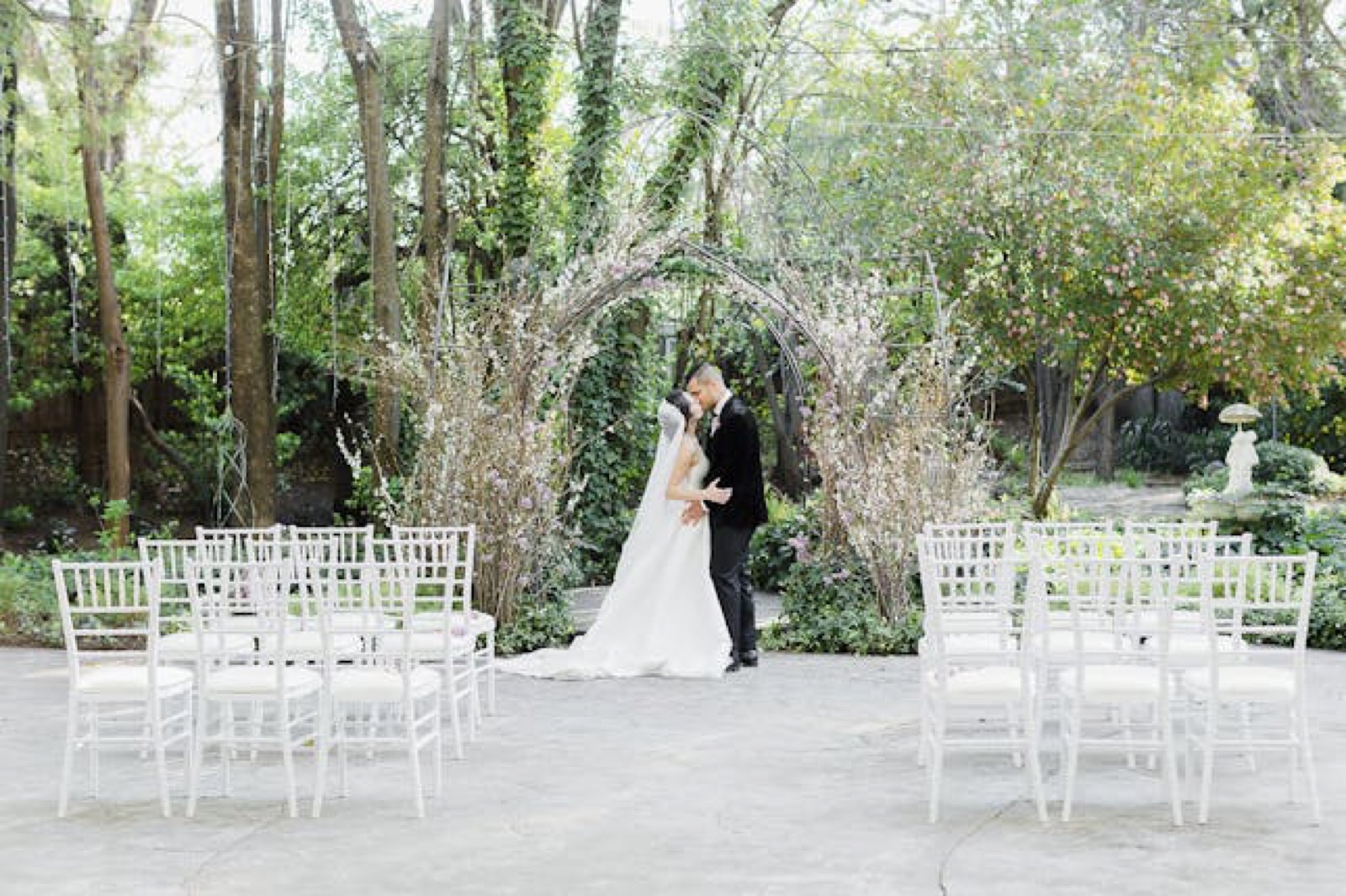Garden ceremony space at the Heirloom Inn wedding venue in Ione, California