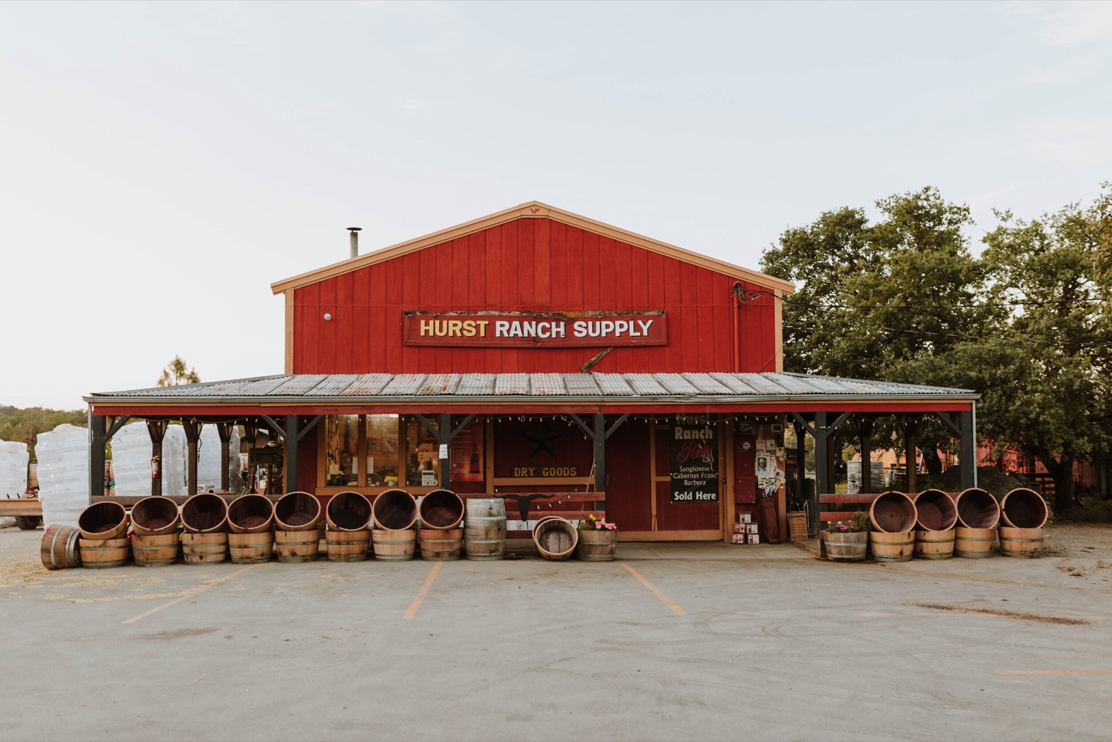 Rustic barn reception space at Hurst Ranch in Jamestown, California