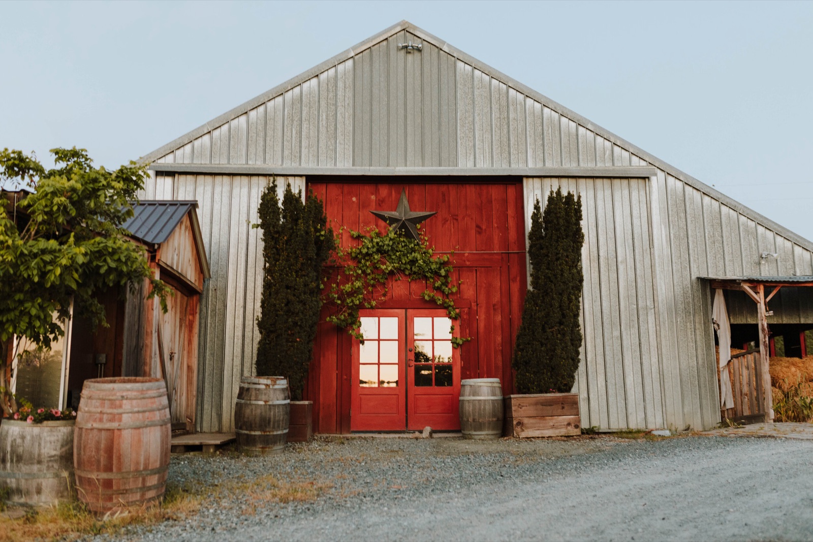 Outdoor ceremony setting at Hurst Ranch in Jamestown, California
