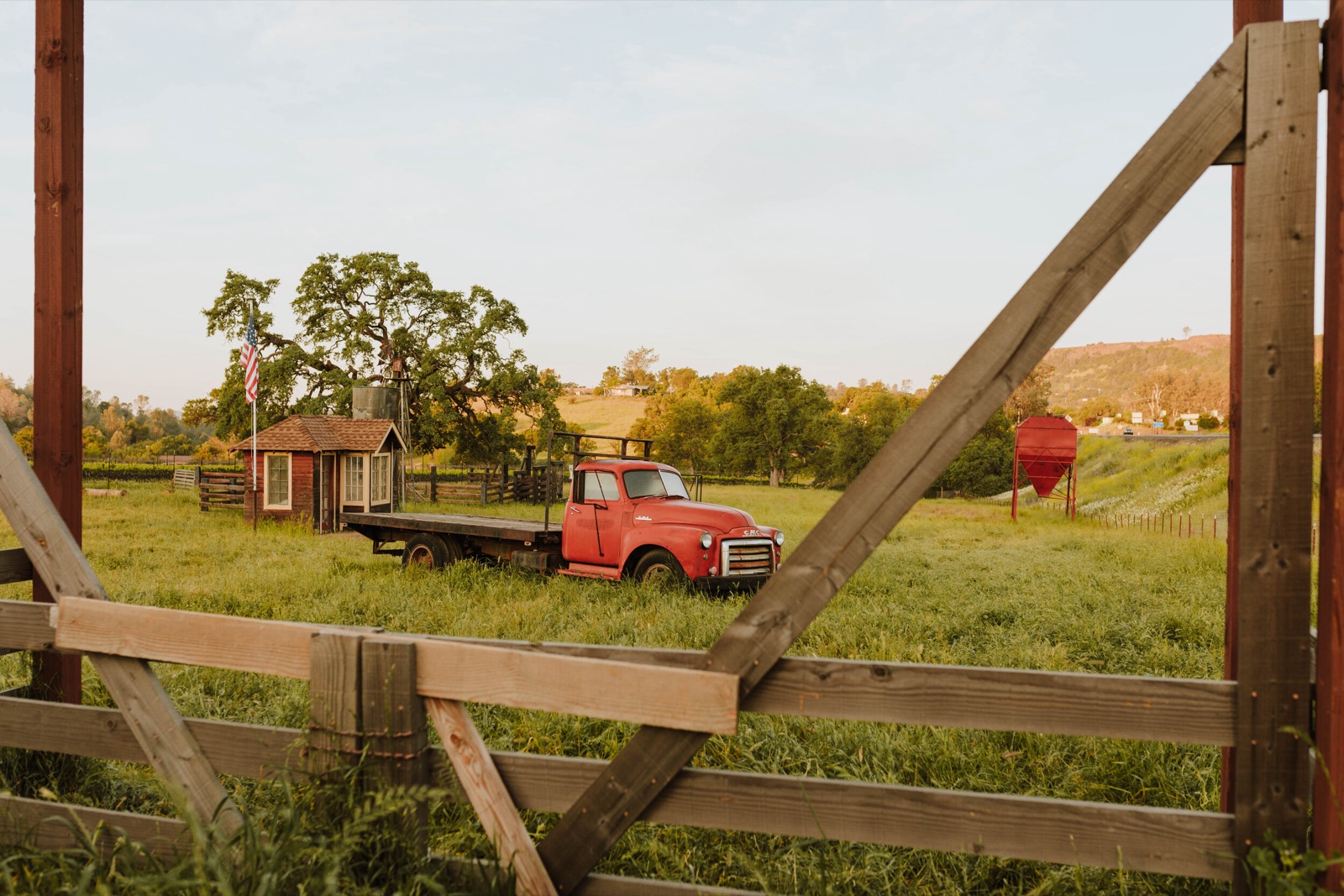 Scenic ranch landscape at Hurst Ranch wedding venue in Jamestown, California
