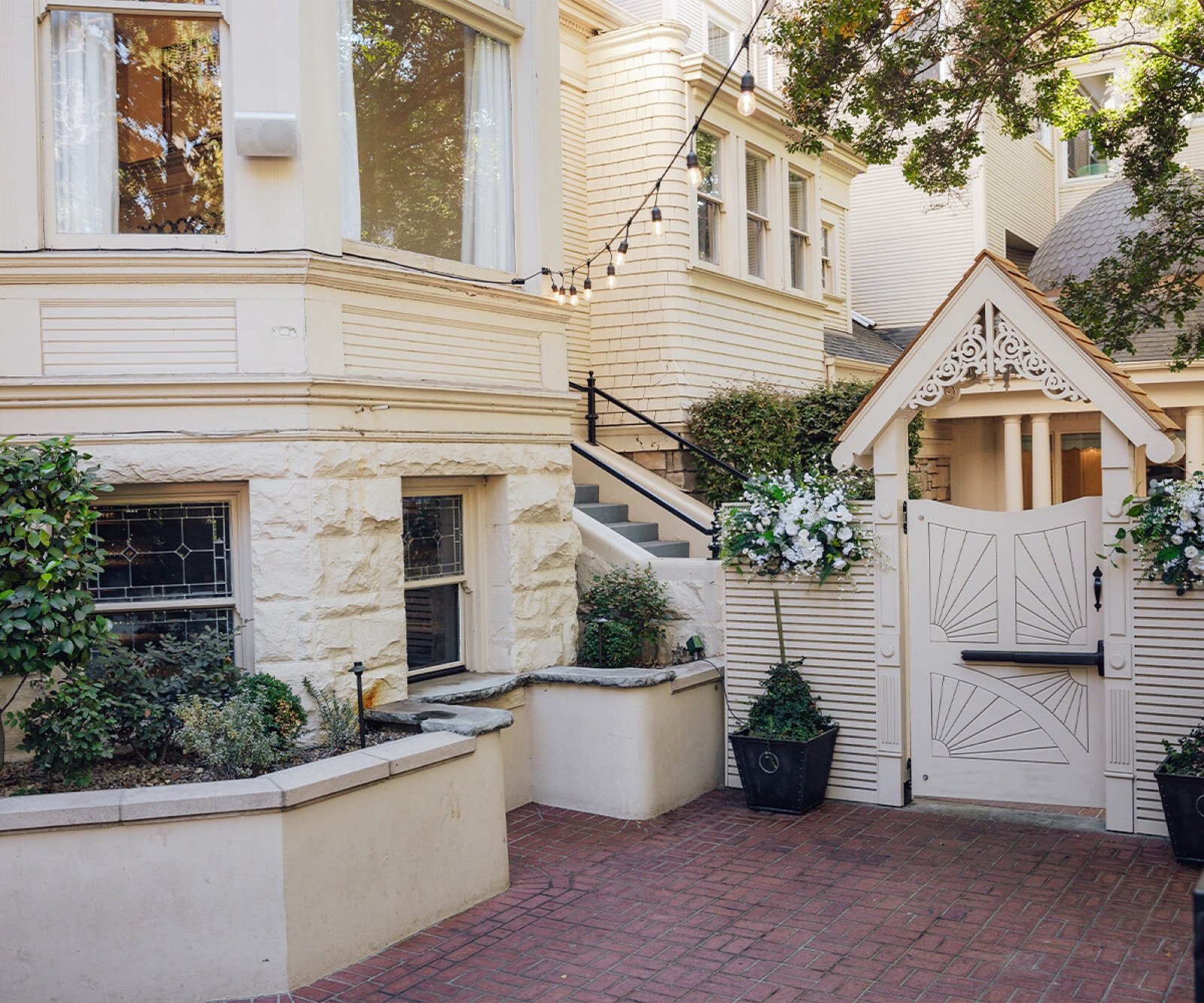 Sterling Hotel by Wedgewood Weddings