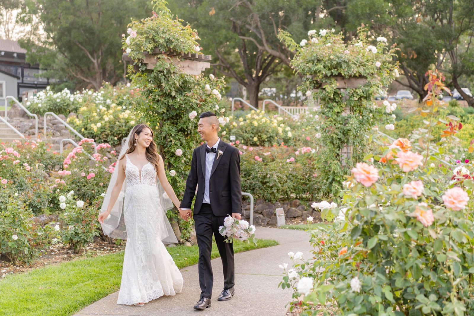 Meadow lawn wedding setting at The Gardens at Heather Farm in Walnut Creek, California