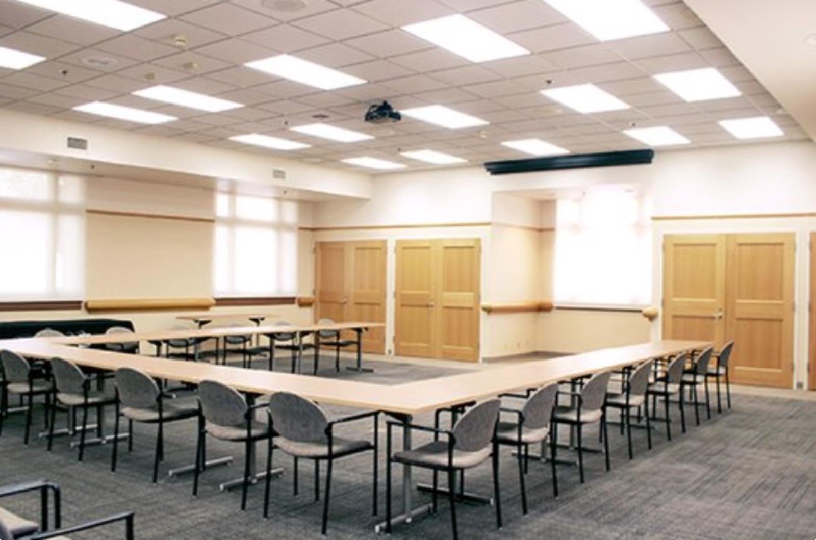 Interior of the Tsakopoulos Library Galleria wedding venue in Sacramento, California
