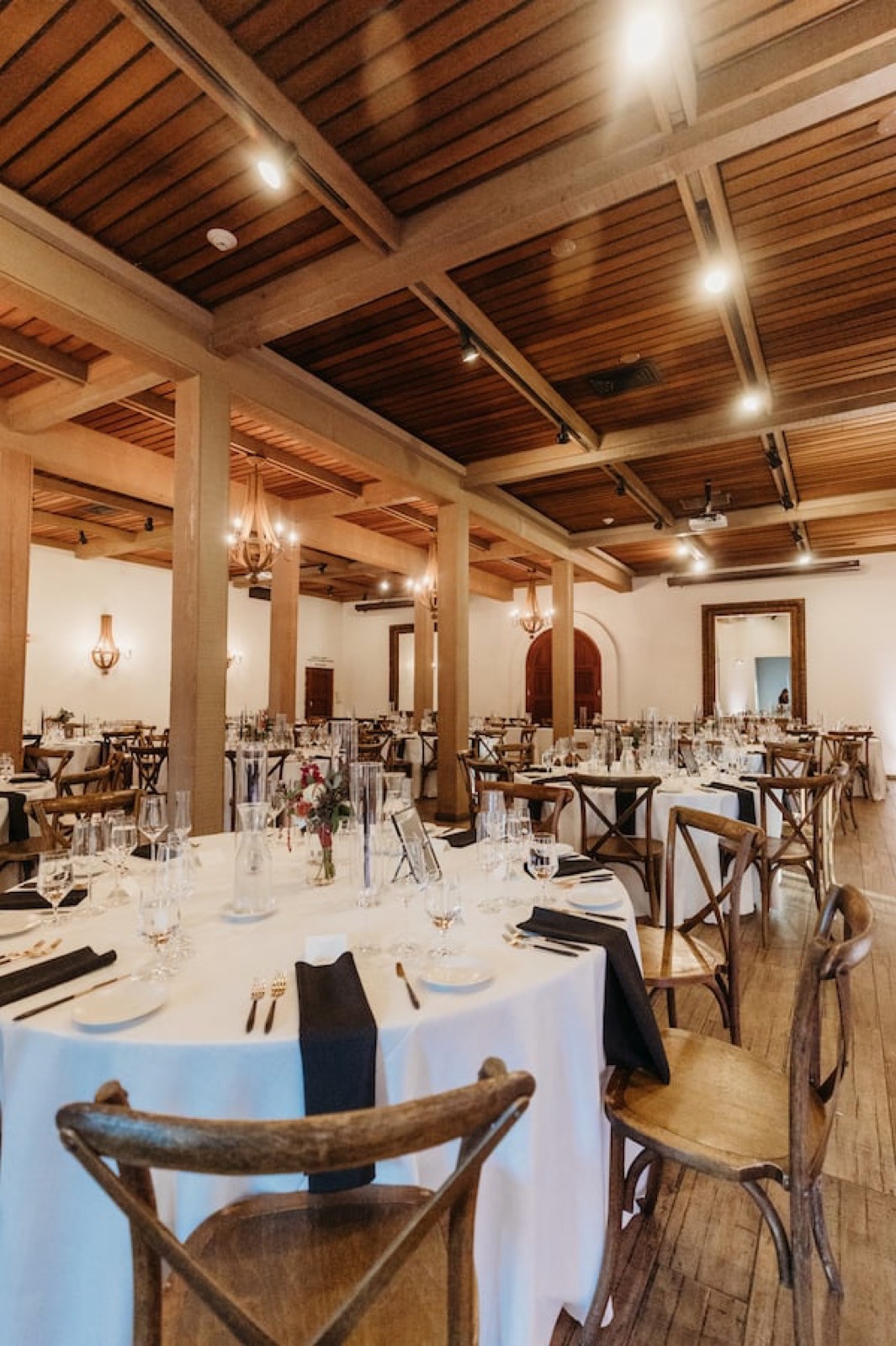 Cresta Blanca Event Center reception table setting at Wente Vineyards wedding venue in Livermore, California